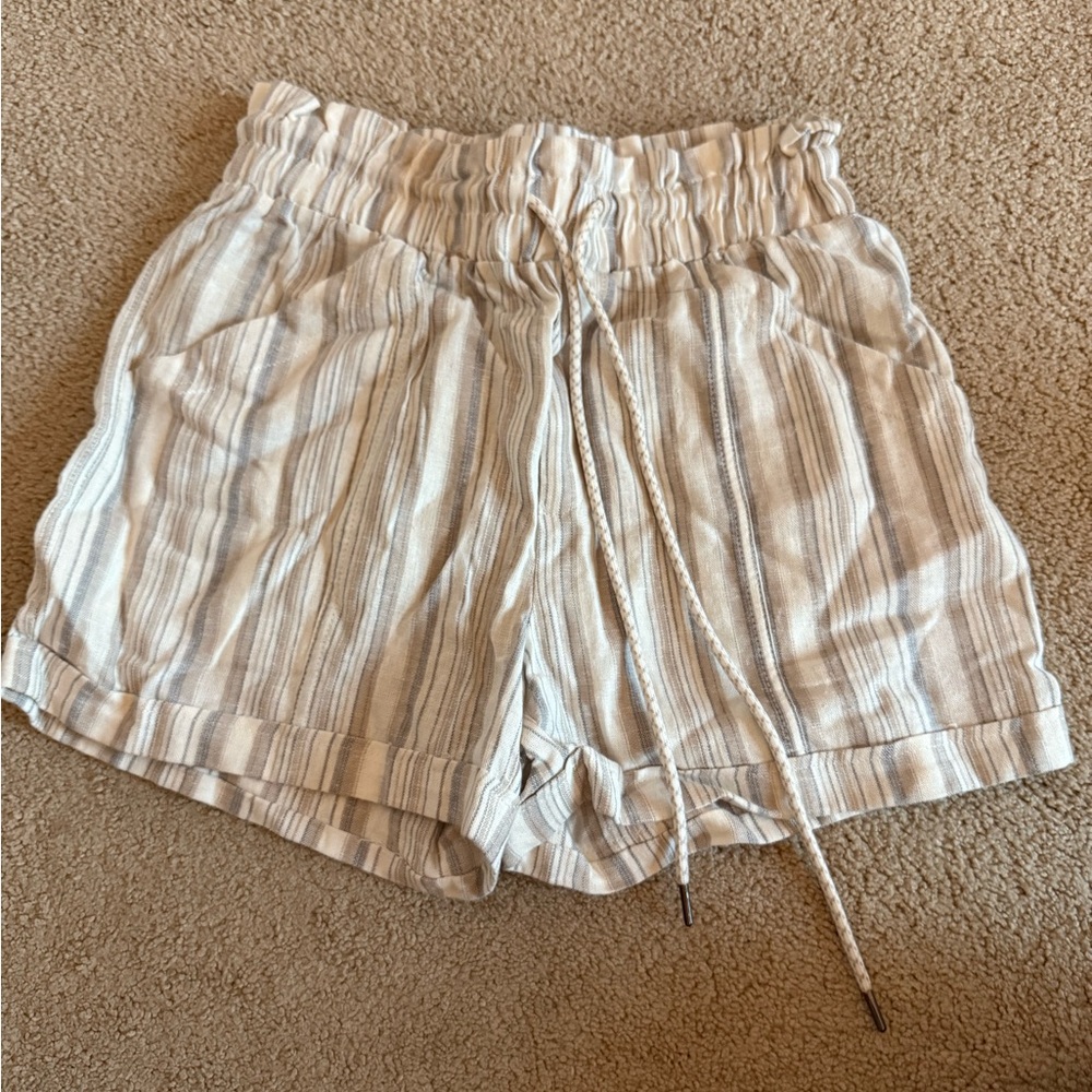 Striped Beige Women's Shorts